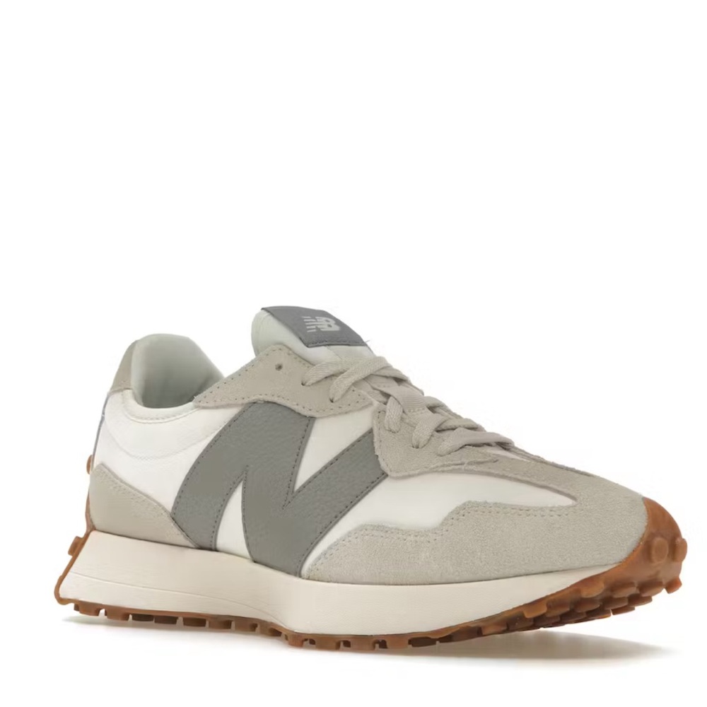 New Balance 327